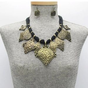 GOLD AZTEC NECKLACE
